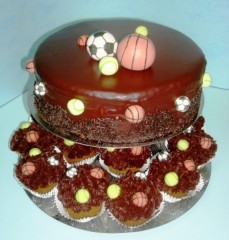 Tri loptice Cake and Cup Cakes
