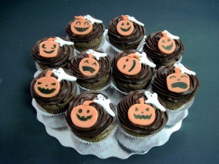 Halloween cup cakes