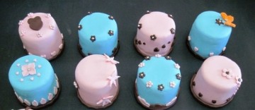 mini cakes