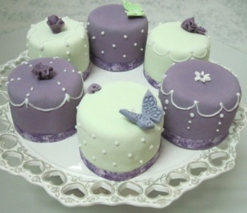 mini cakes