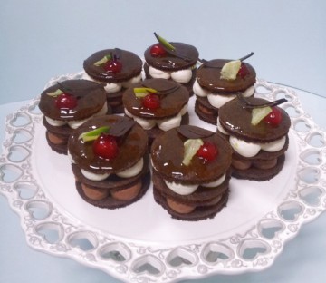 mini cakes